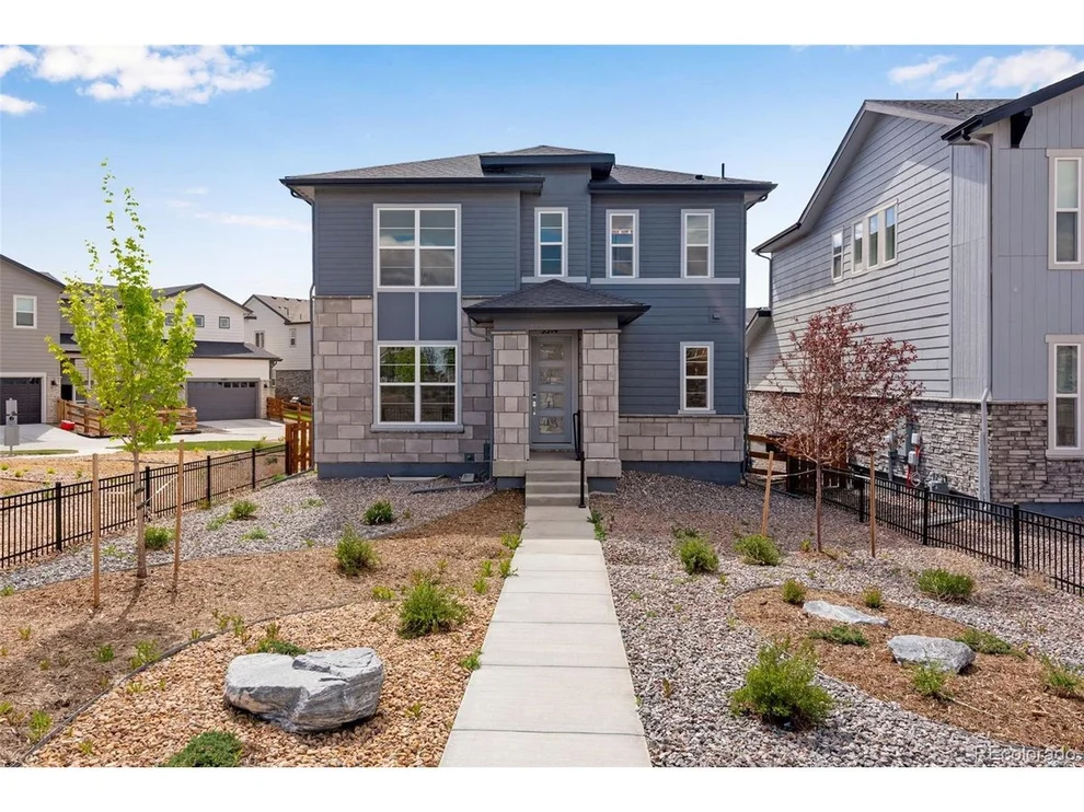 Unit for sale at 3314 N Haleyville Ct, Aurora, CO 80019