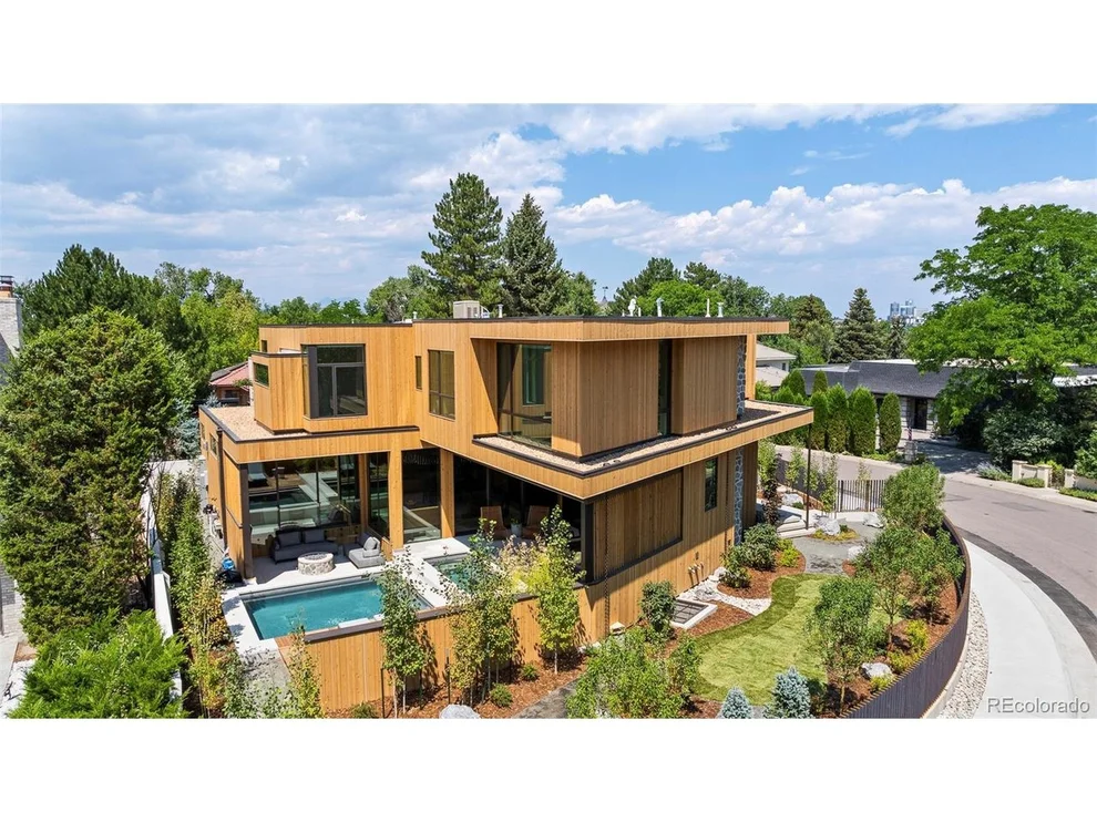 Unit for sale at 1860 E Cedar Ave, Denver, CO 80209