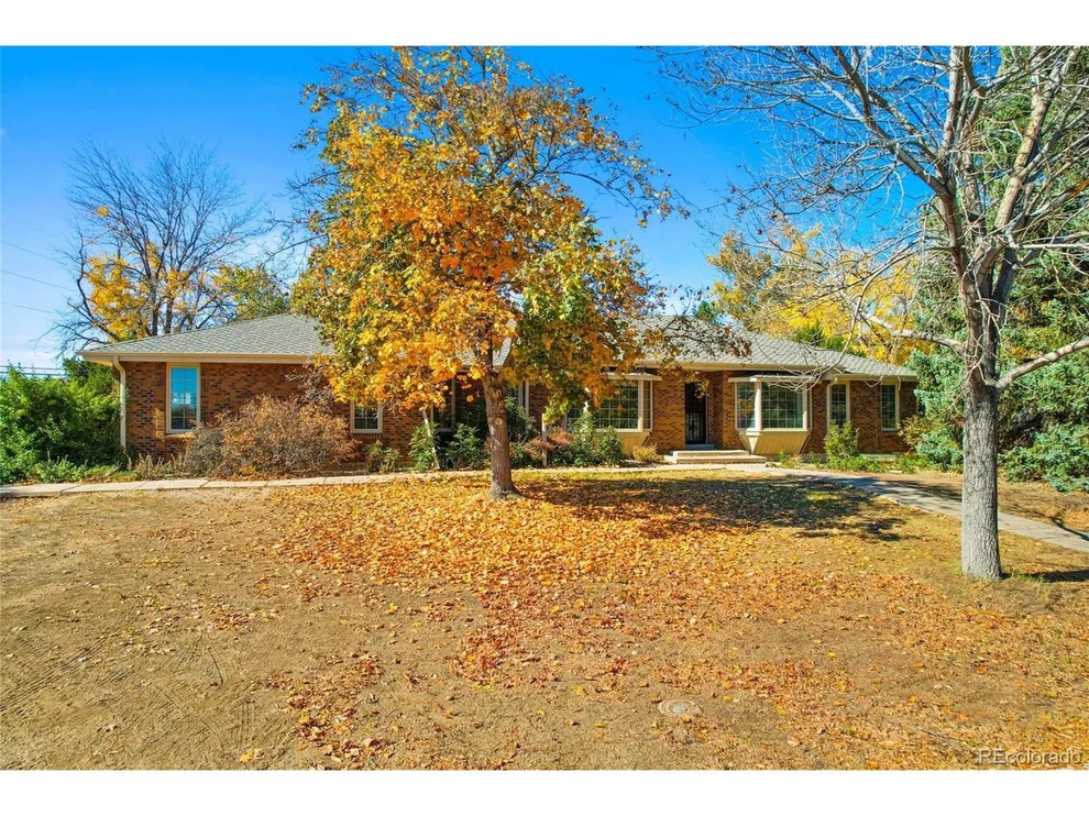 Unit for sale at 1 Larkdale Dr, Littleton, CO 80123
