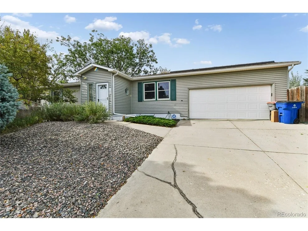 Unit for sale at 100 Flora Ct, Frederick, CO 80530