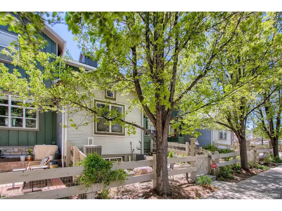 Unit for sale at 171 Rendezvous Dr, Lafayette, CO 80026