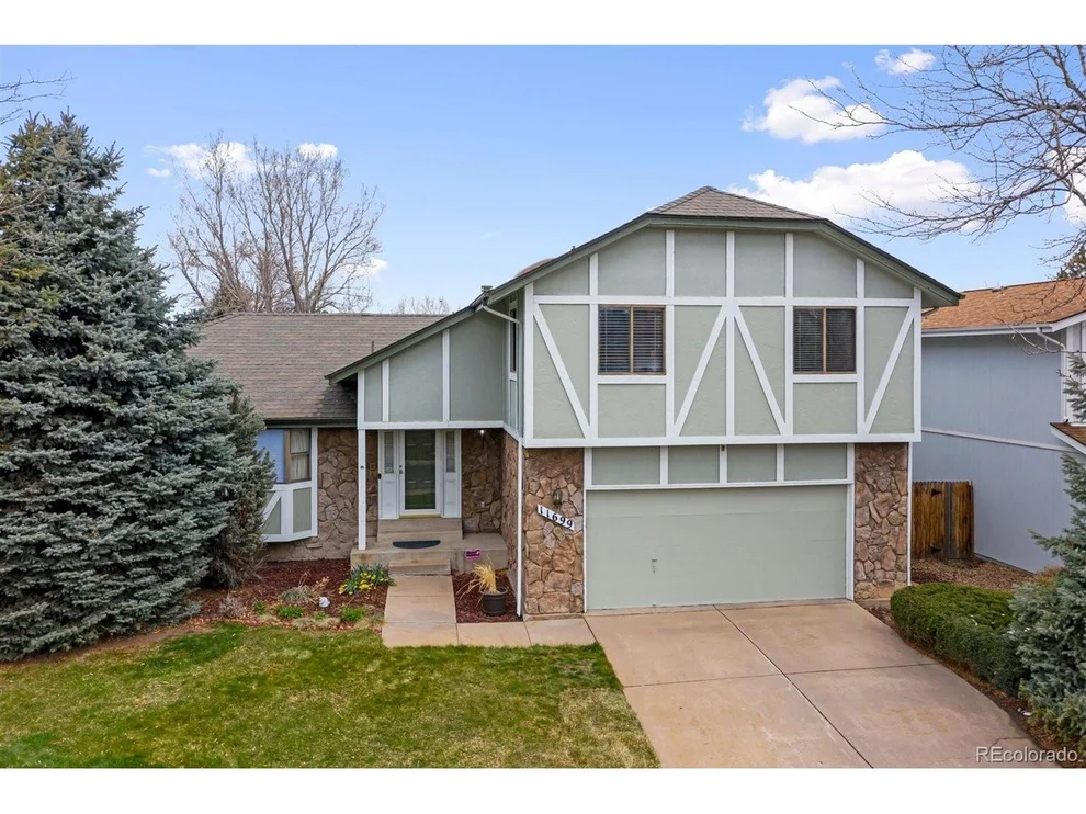 Unit for sale at 11699 E Adriatic Pl, Aurora, CO 80014