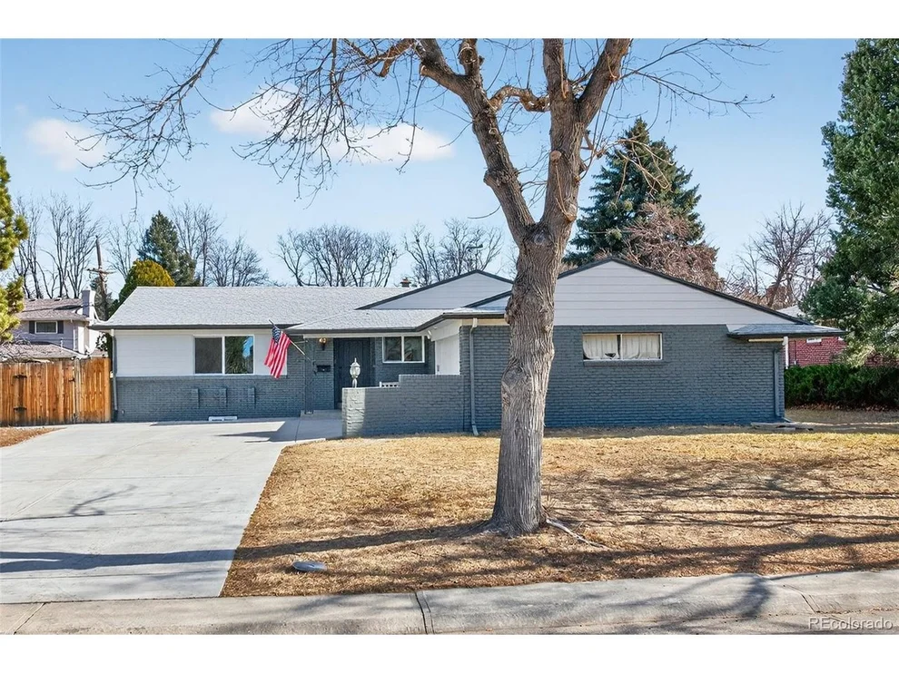 Unit for sale at 234 Nome St, Aurora, CO 80010