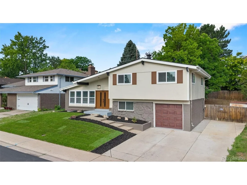 Unit for sale at 3021 S Valentia St, Denver, CO 80231