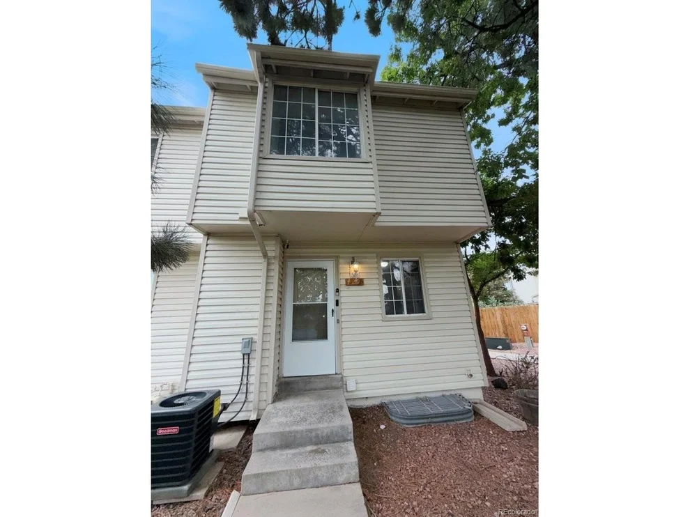 Unit for sale at 4126 S Mobile Cir, Aurora, CO 80013