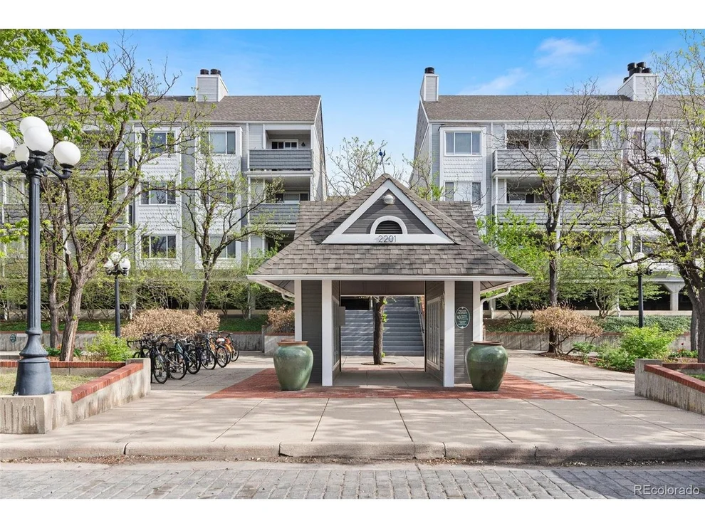 Unit for sale at 2201 Pearl St, Boulder, CO 80302
