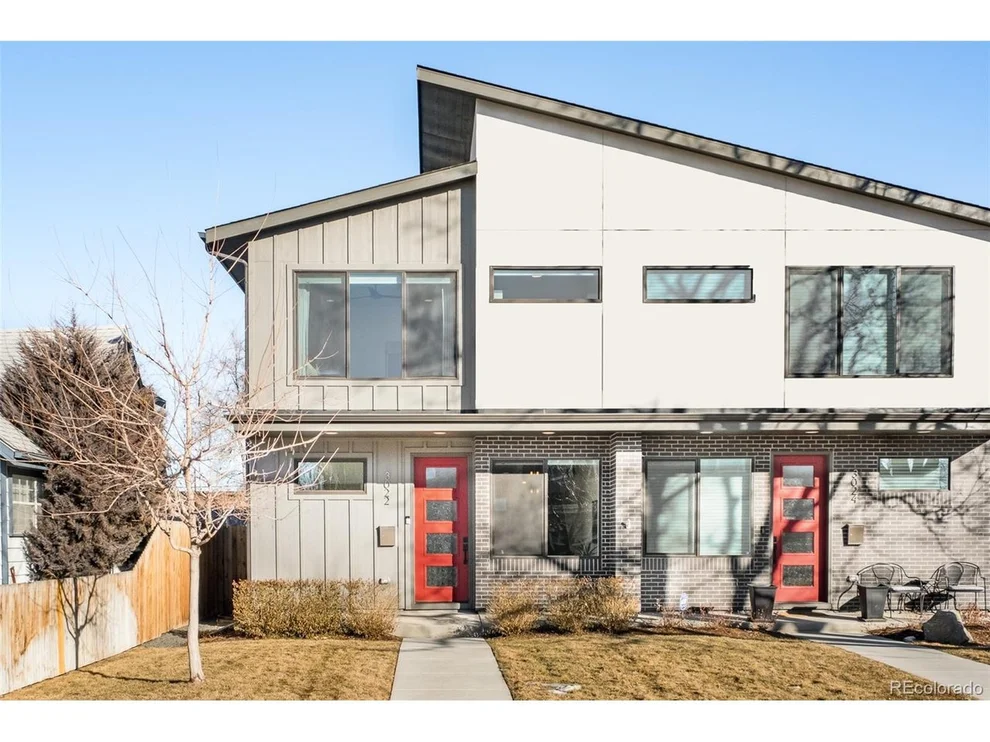 Unit for sale at 3022 S Elati St, Englewood, CO 80110