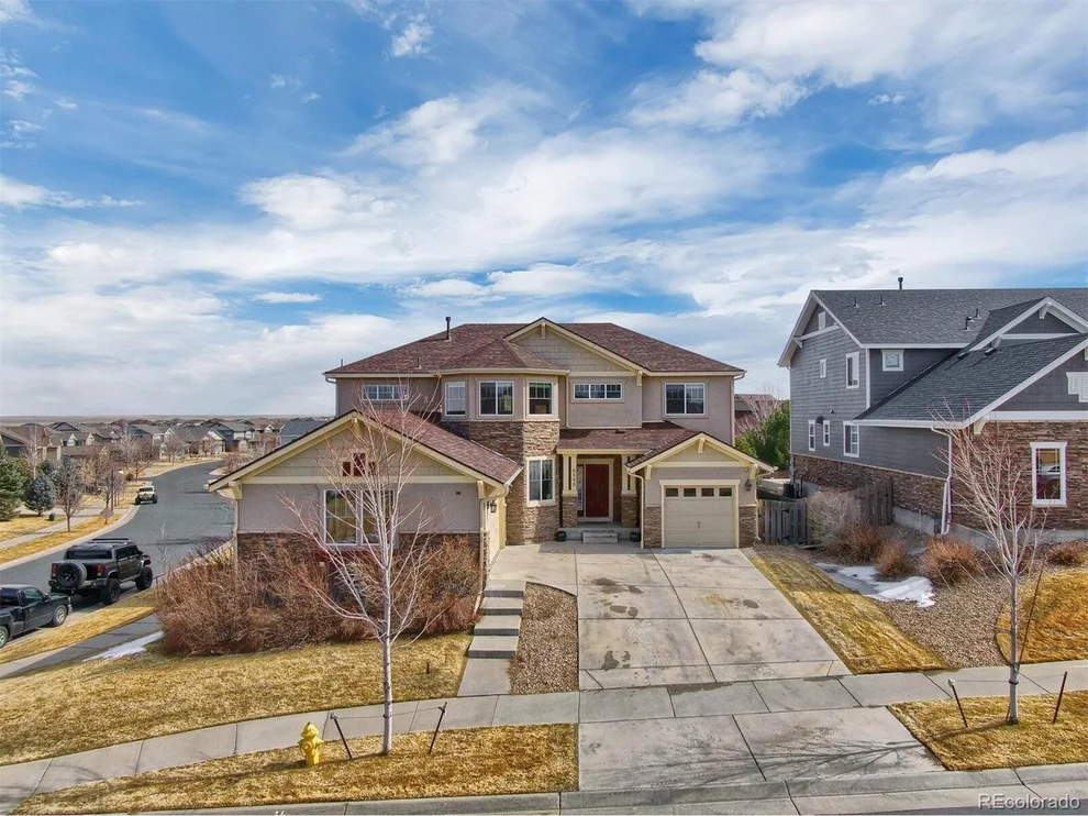 Unit for sale at 6390 S Newcastle Way, Aurora, CO 80016