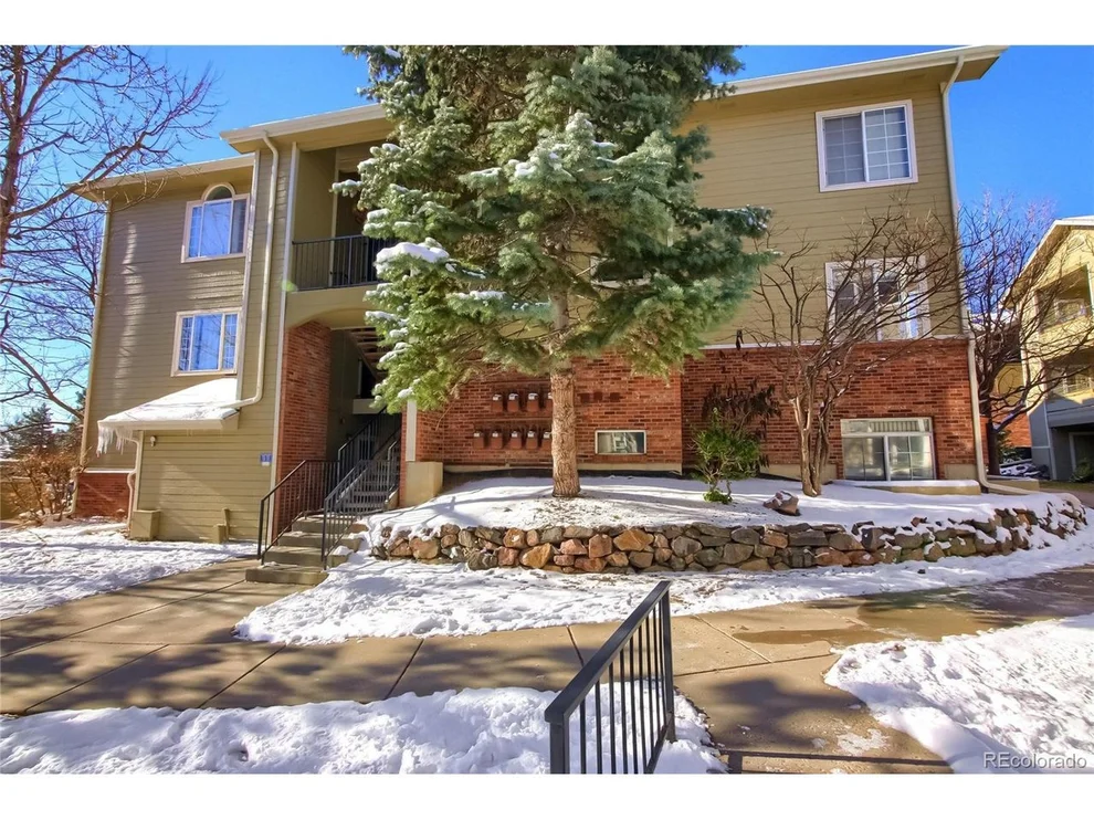Unit for sale at 8400 S Upham Way, Littleton, CO 80128