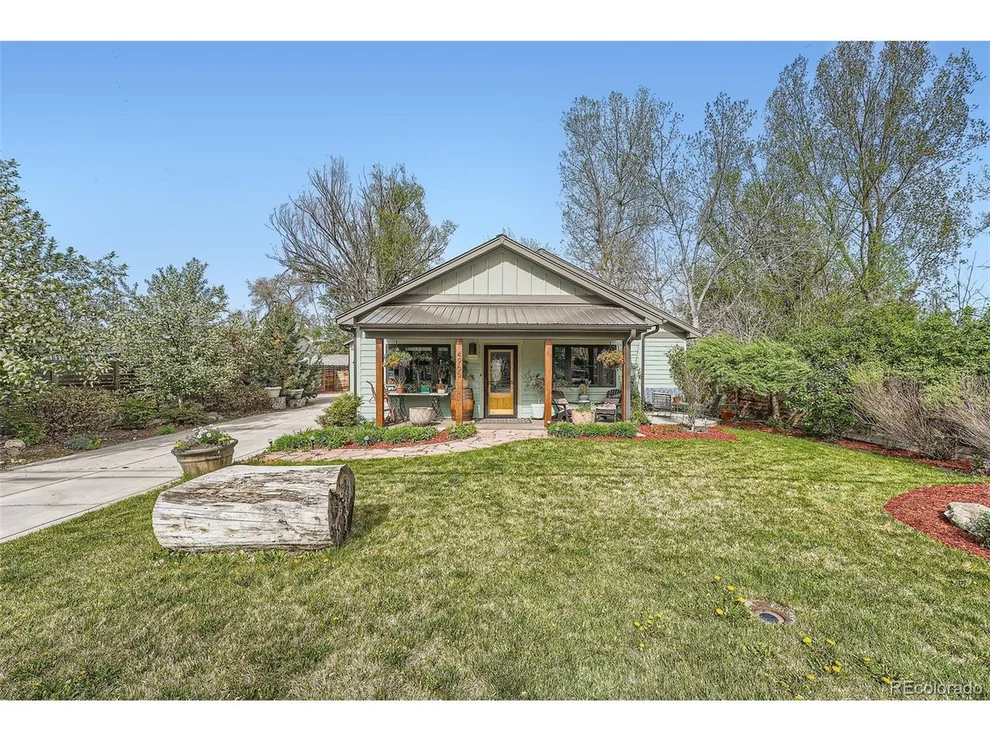 Unit for sale at 4965 Dover St, Arvada, CO 80002