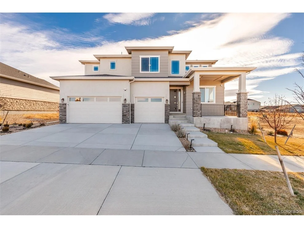 Unit for sale at 23814 E 36th Pl, Aurora, CO 80019