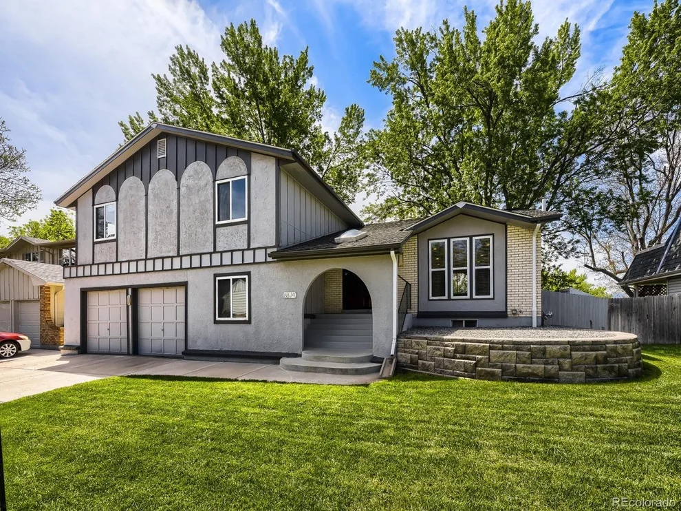 Unit for sale at 8874 W Harvard Dr, Lakewood, CO 80227