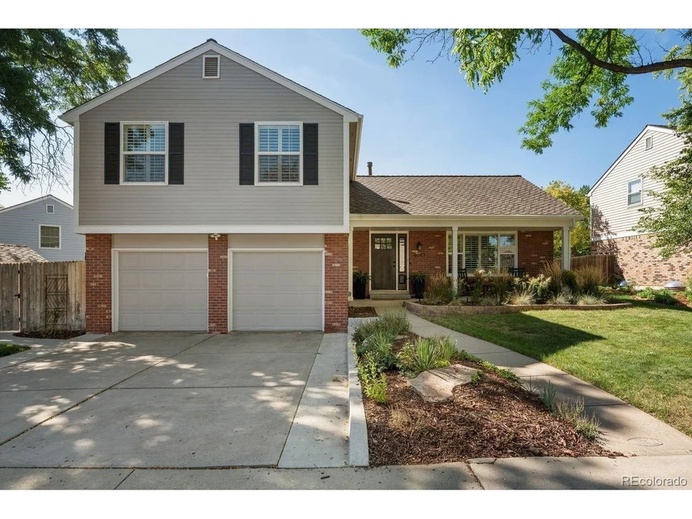 Unit for sale at 9142 W Hialeah Pl, Littleton, CO 80123