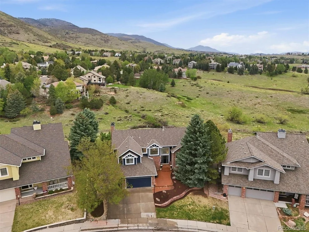 Unit for sale at 21 Amaranth Dr, Littleton, CO 80127