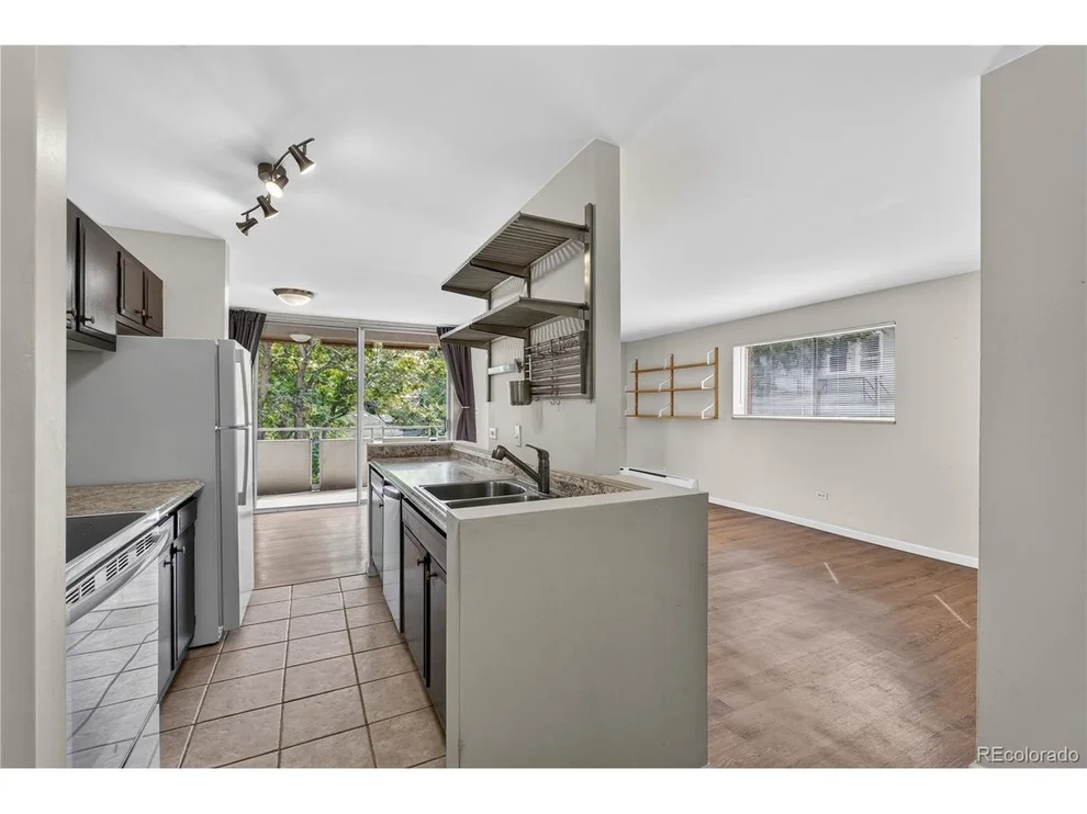 Unit for sale at 937 N Clarkson St, Denver, CO 80218