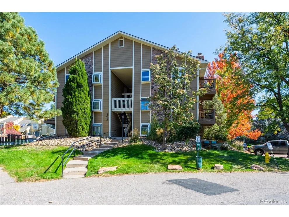 Unit for sale at 3012 S Ursula Cir, Aurora, CO 80014