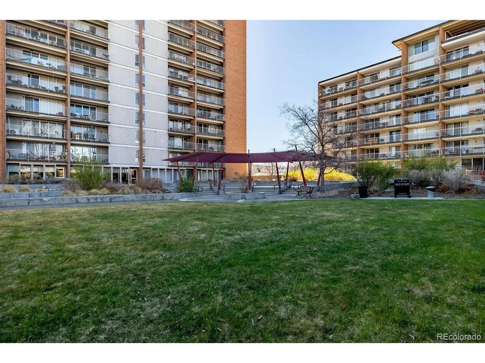 Unit for sale at 955 Eudora St, Denver, CO 80220