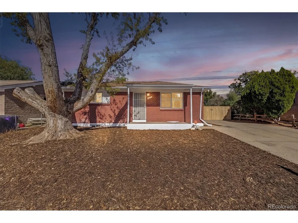 Unit for sale at 12265 E 55th Ave, Denver, CO 80239