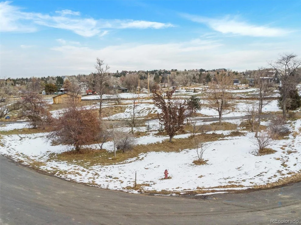 Unit for sale at 996 Paragon Dr, Boulder, CO 80303