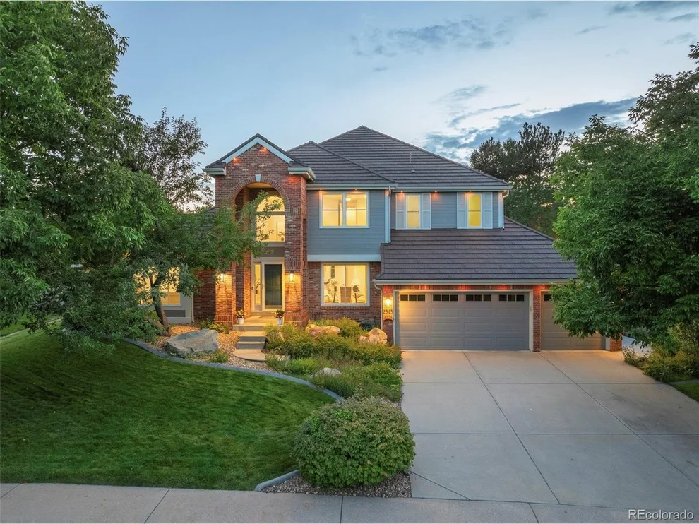 Unit for sale at 2545 S Zang St, Lakewood, CO 80228