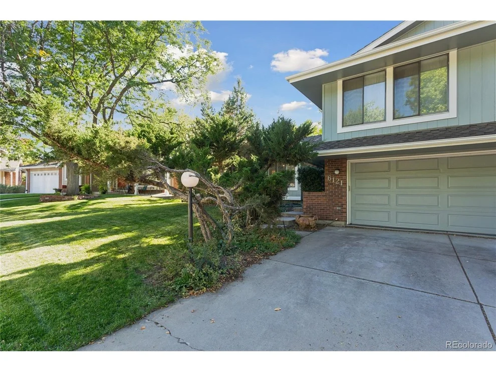 Unit for sale at 6121 S Forest Ct, Centennial, CO 80121