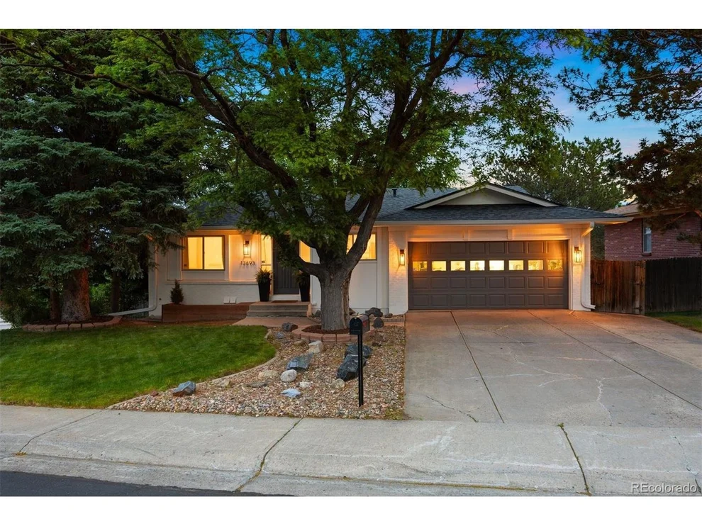 Unit for sale at 13693 W Utah Cir, Lakewood, CO 80228