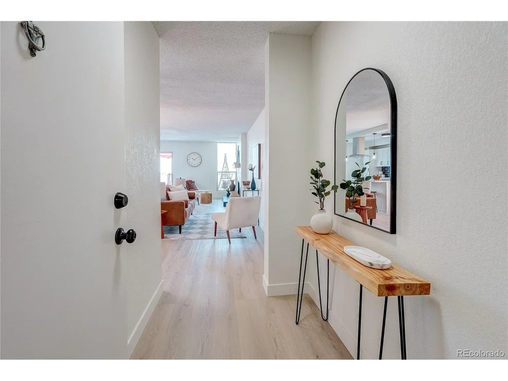 Unit for sale at 2880 S Locust St, Denver, CO 80222