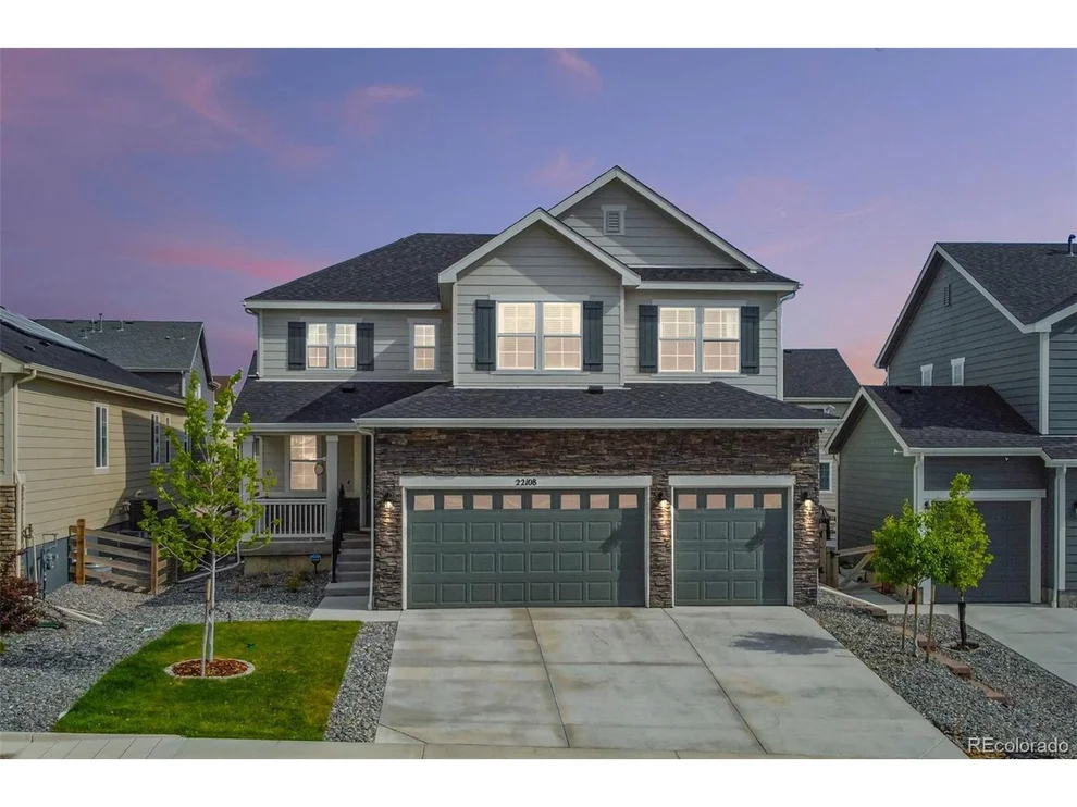 Unit for sale at 22108 E Tufts Dr, Aurora, CO 80015