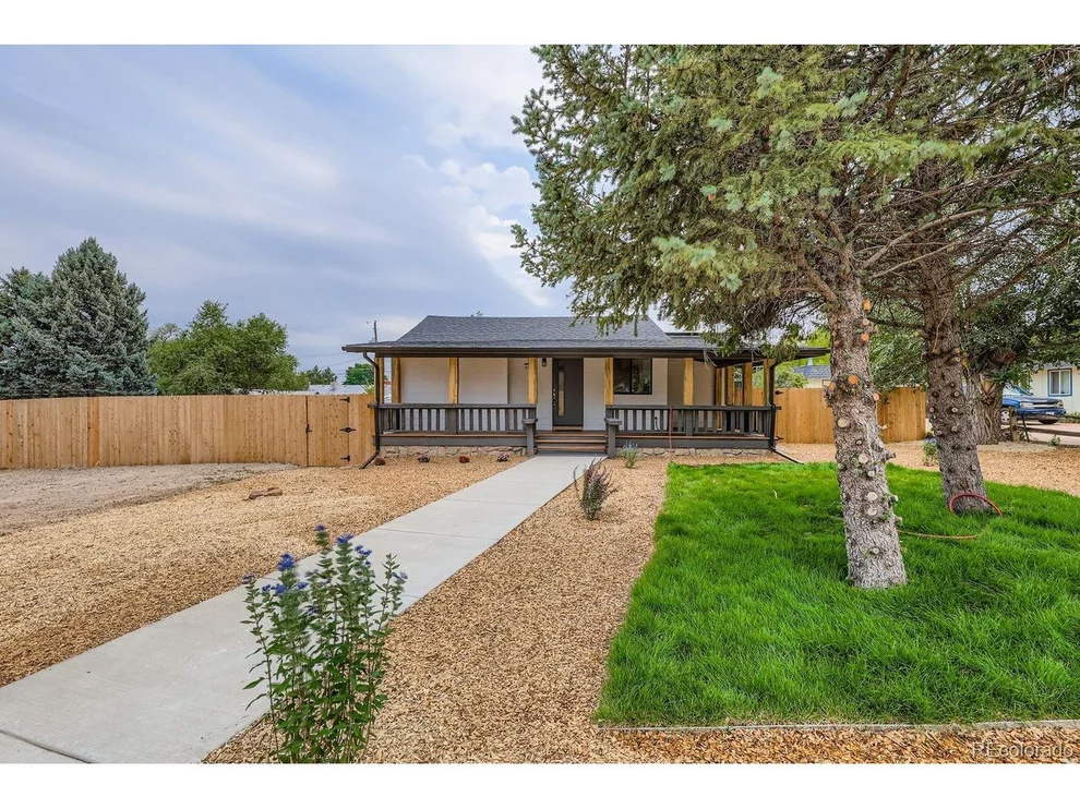 Unit for sale at 6510 W Jefferson Pl, Lakewood, CO 80226