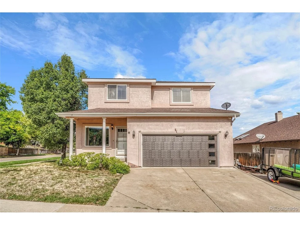 Unit for sale at 10329 Halleys Way, Littleton, CO 80125