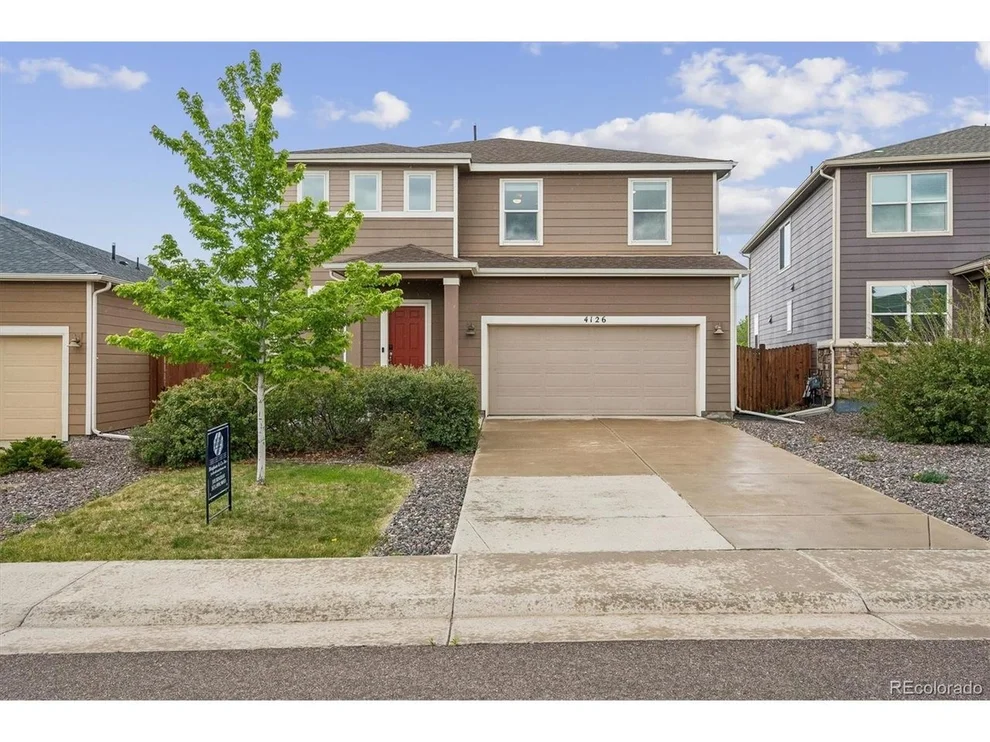 Unit for sale at 4126 S Netherland Cir, Aurora, CO 80013