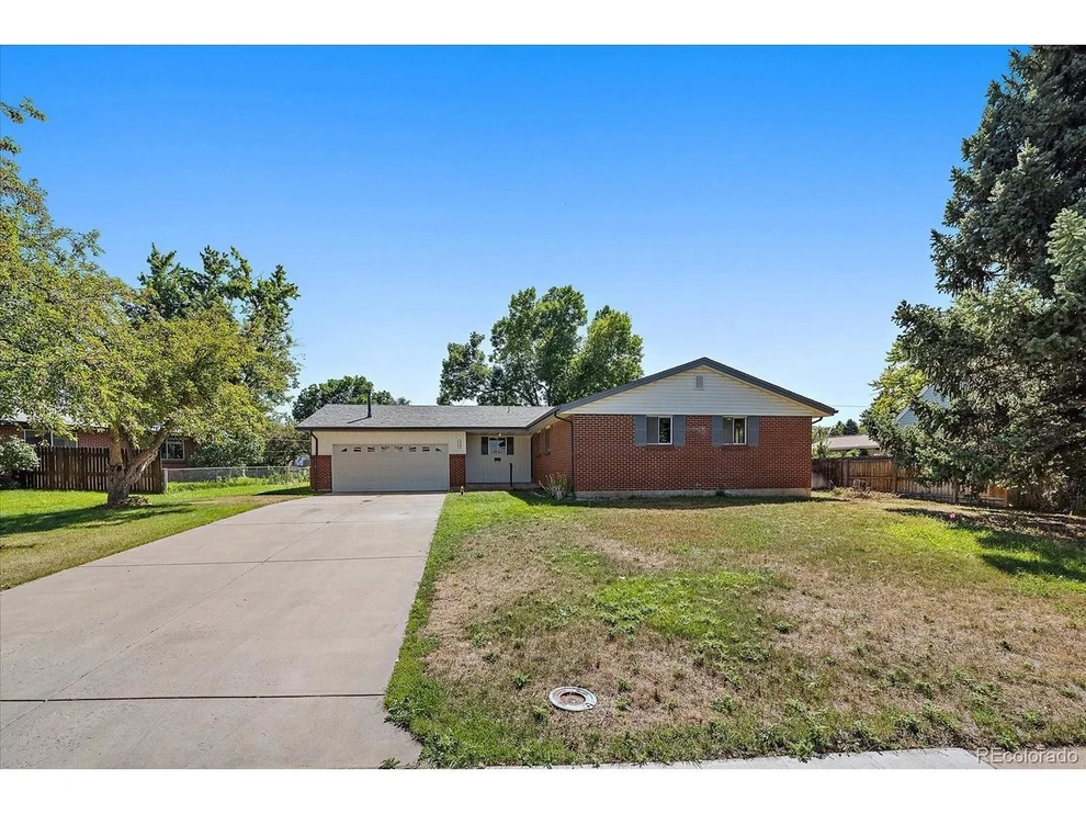 Unit for sale at 1968 E Panama Dr, Centennial, CO 80121