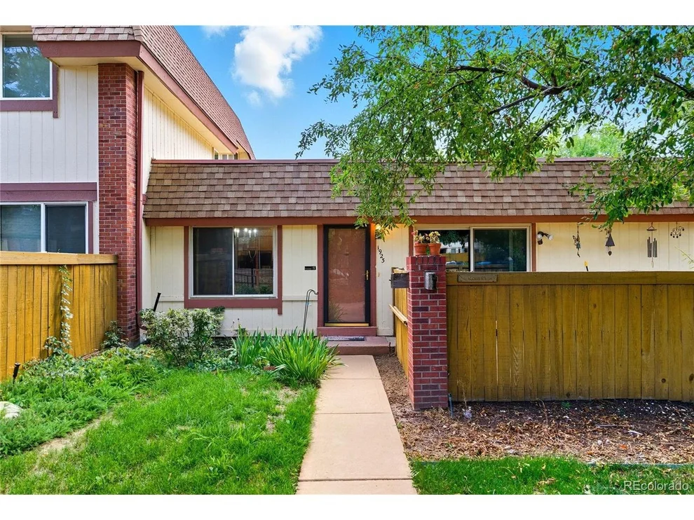 Unit for sale at 1923 W 101st Ave, Thornton, CO 80260