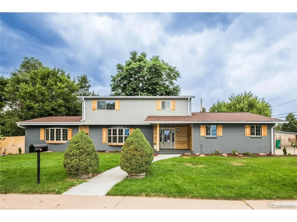 Unit for sale at 306 E Maplewood Ave, Littleton, CO 80121