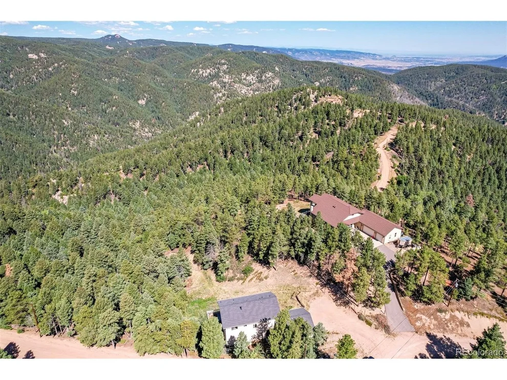Unit for sale at 2639 Elk Park Rd, Larkspur, CO 80118