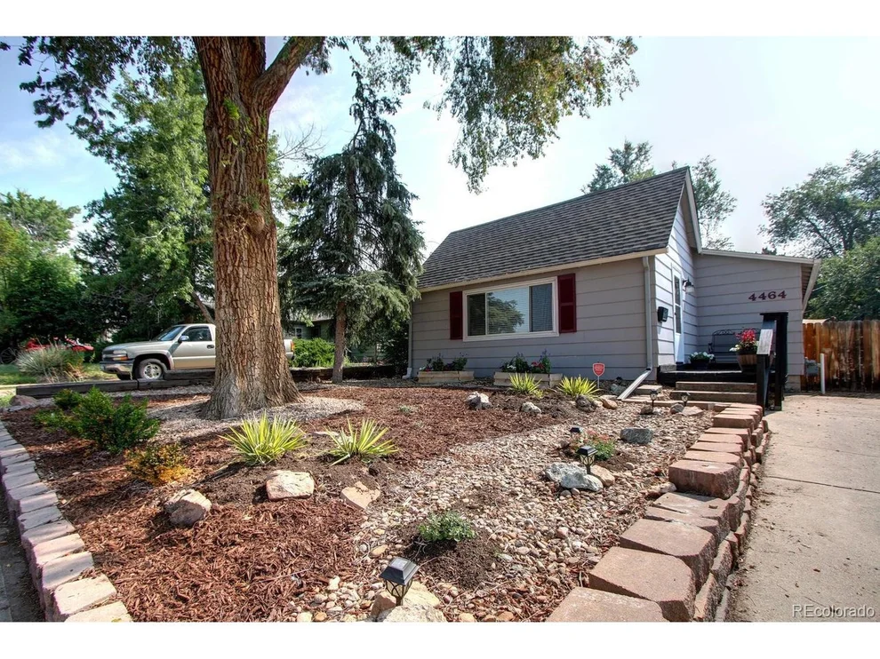 Unit for sale at 4464 S Elati St, Englewood, CO 80110