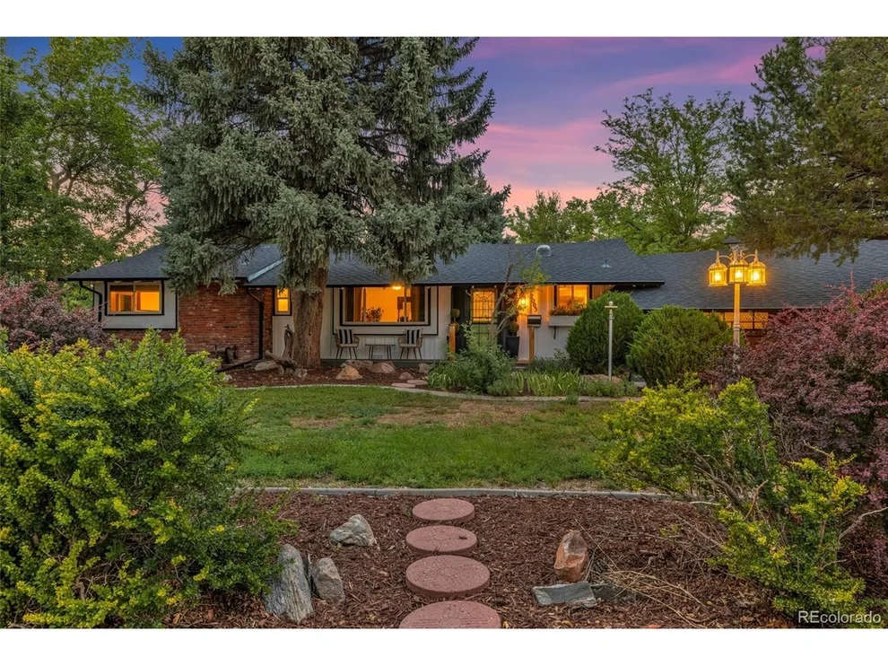 Unit for sale at 2005 W Davies Ave, Littleton, CO 80120