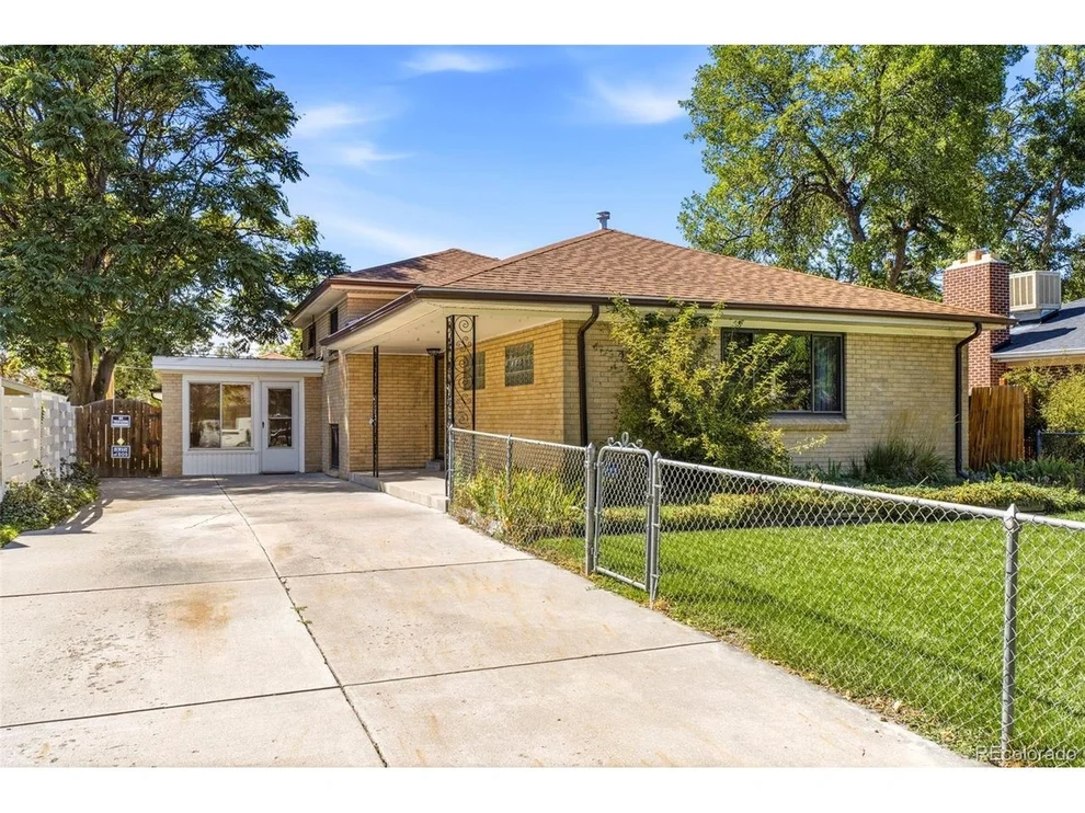 Unit for sale at 2309 Oakland St, Aurora, CO 80010