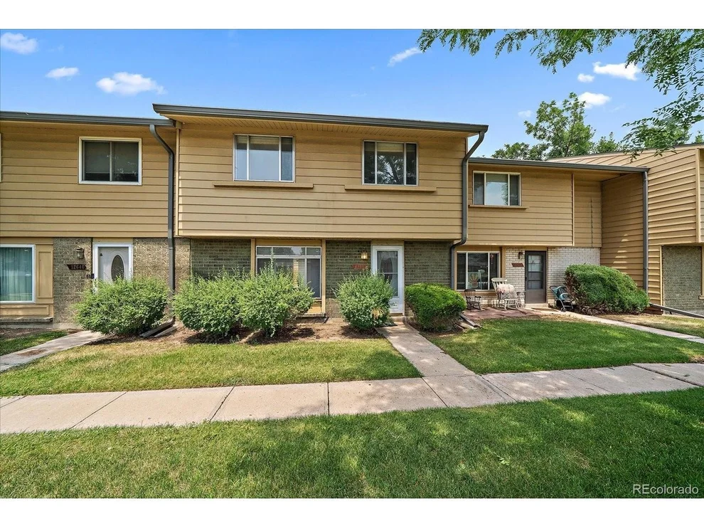 Unit for sale at 12642 E Kansas Pl, Aurora, CO 80012