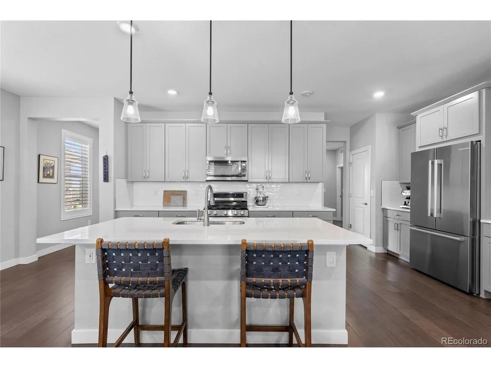 Unit for sale at 1954 Canyonpoint Ln, Castle Pines, CO 80108