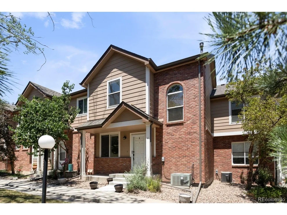 Unit for sale at 7600 W Coal Mine Ave, Littleton, CO 80123