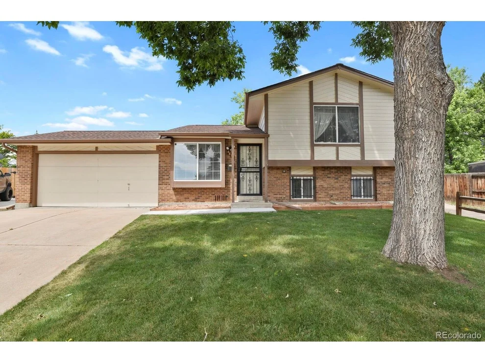 Unit for sale at 4897 S Johnson St, Littleton, CO 80123
