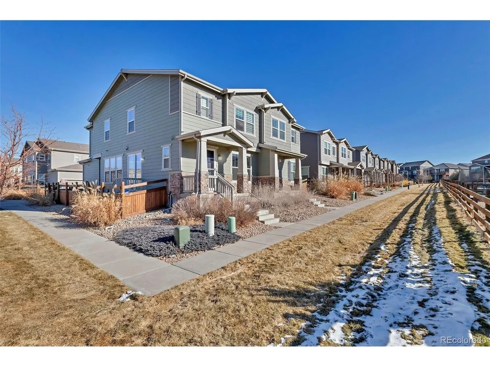 Unit for sale at 21876 E Radcliff Cir, Aurora, CO 80015