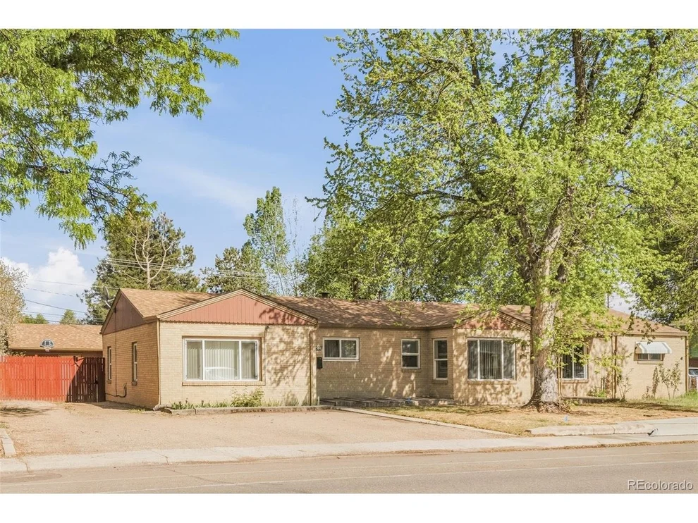 Unit for sale at 1506 Collyer St, Longmont, CO 80501