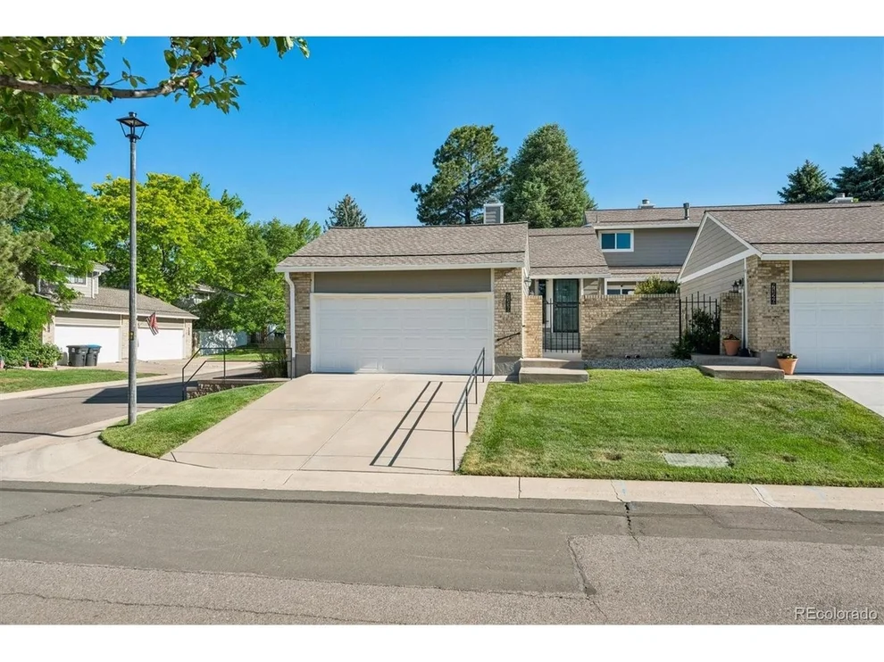 Unit for sale at 7130 S Vine Cir E, Centennial, CO 80122