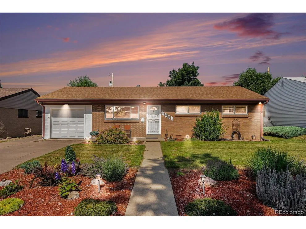 Unit for sale at 8601 Cedar Ln, Westminster, CO 80031