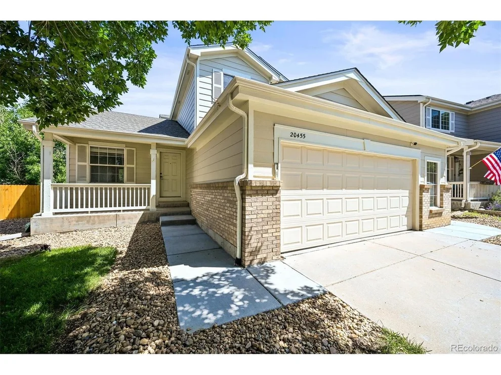 Unit for sale at 20455 E Grand Ln, Aurora, CO 80015