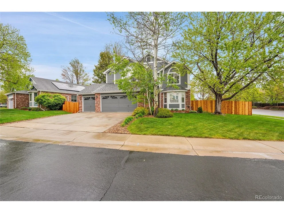 Unit for sale at 1101 Ridgeview Cir, Broomfield, CO 80020