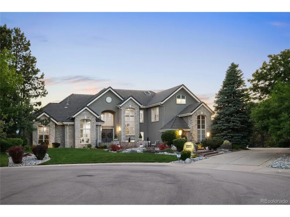 Unit for sale at 11362 W Baltic Ct, Lakewood, CO 80227