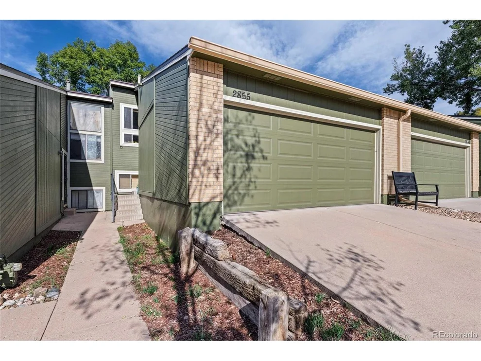 Unit for sale at 2855 W Bryant Pl, Littleton, CO 80120